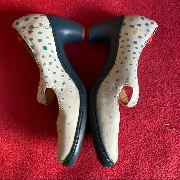 CAMPER TWS Sz 40 Beginners Heels Leather Mary Jane Style Rounded Toe Pumps Shoes - Picture 12 of 13